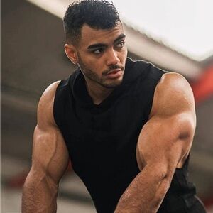 2 Men’s Coofandy Sleeveless Hooded Tank Top